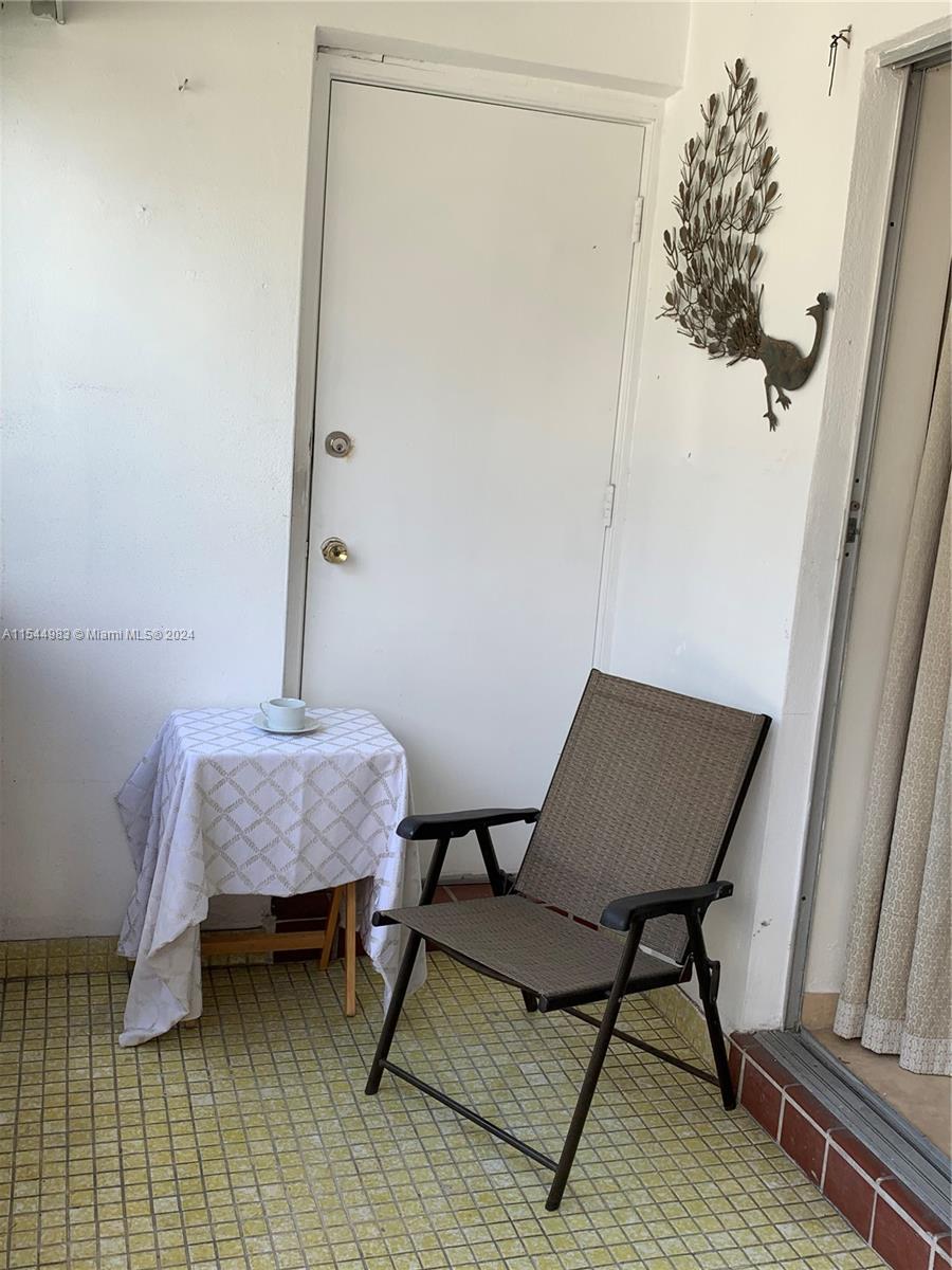 215 SE 3rd Ave 106A, Hallandale Beach, Florida 33009, 2 Bedrooms Bedrooms, ,1 BathroomBathrooms,Residentiallease,For Rent,215 SE 3rd Ave 106A,A11544983