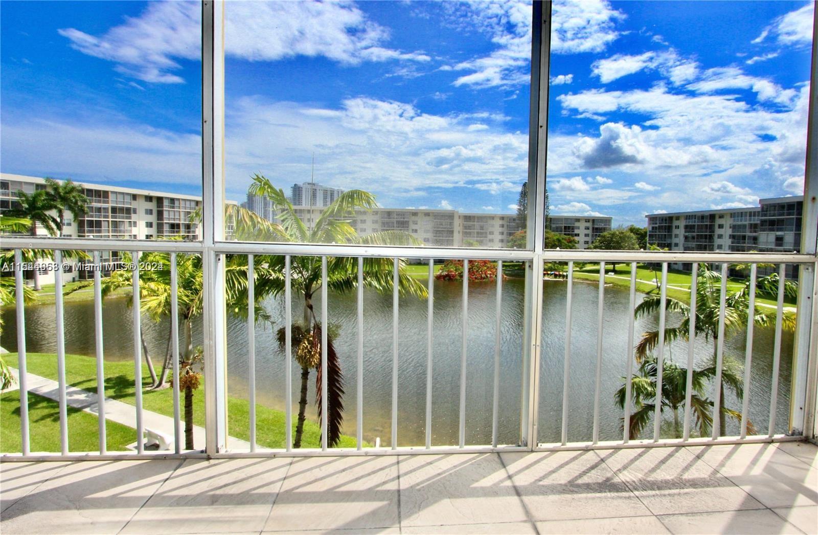 2855 Leonard Dr H406, Aventura, FL 33160, 2 Bedrooms Bedrooms, ,1 BathroomBathrooms,Residential,For Sale,Leonard Dr,A11544853