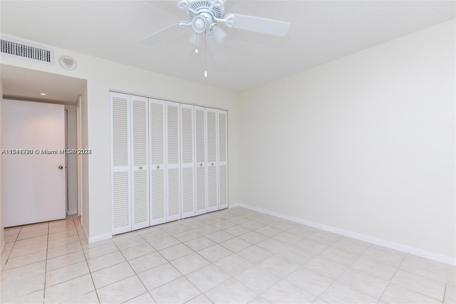 1833 S Ocean Dr 707, Hallandale Beach, Florida 33009, 2 Bedrooms Bedrooms, ,2 BathroomsBathrooms,Residential,For Sale,1833 S Ocean Dr 707,A11544220