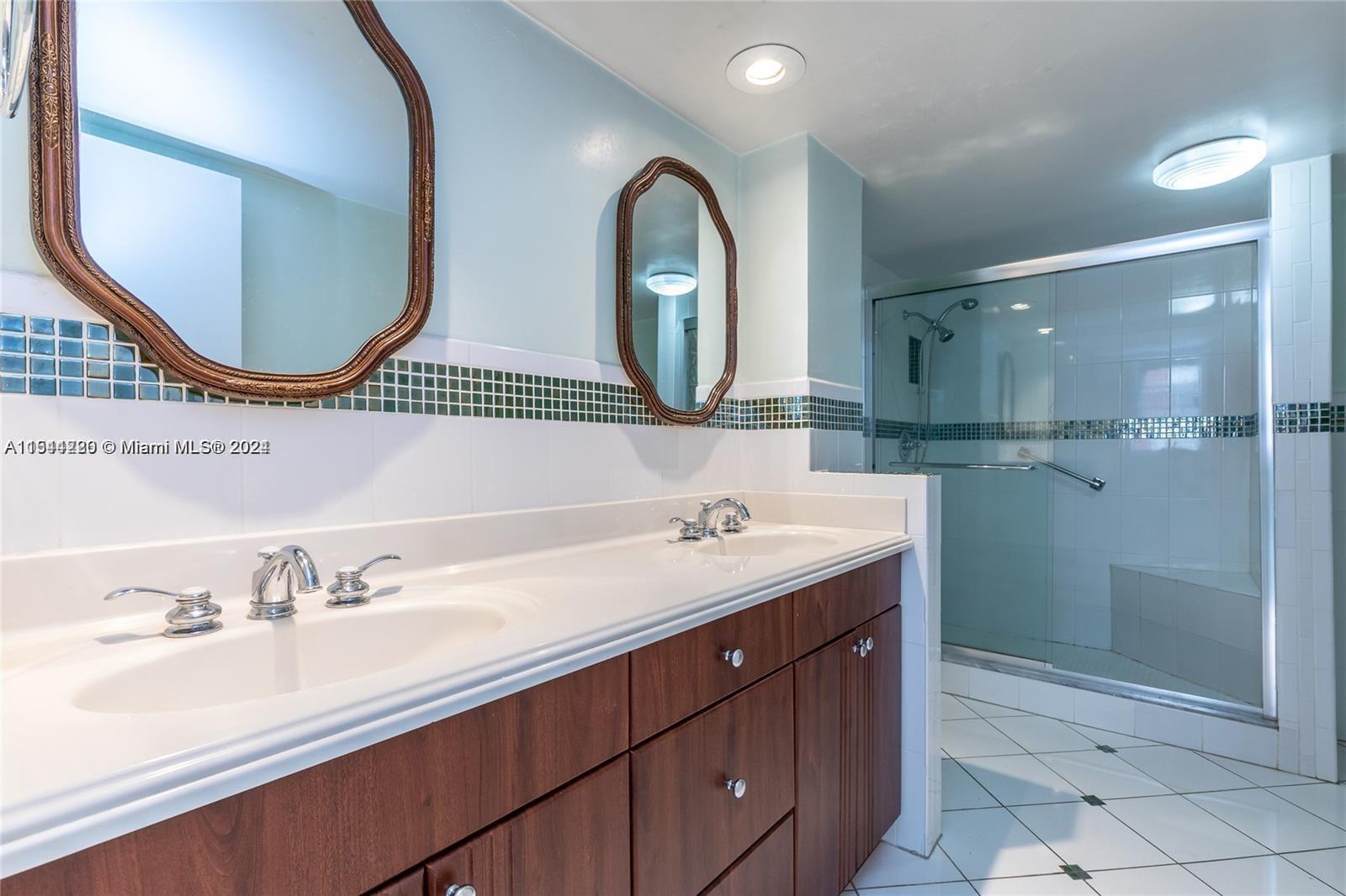 1833 S Ocean Dr 707, Hallandale Beach, Florida 33009, 2 Bedrooms Bedrooms, ,2 BathroomsBathrooms,Residential,For Sale,1833 S Ocean Dr 707,A11544220