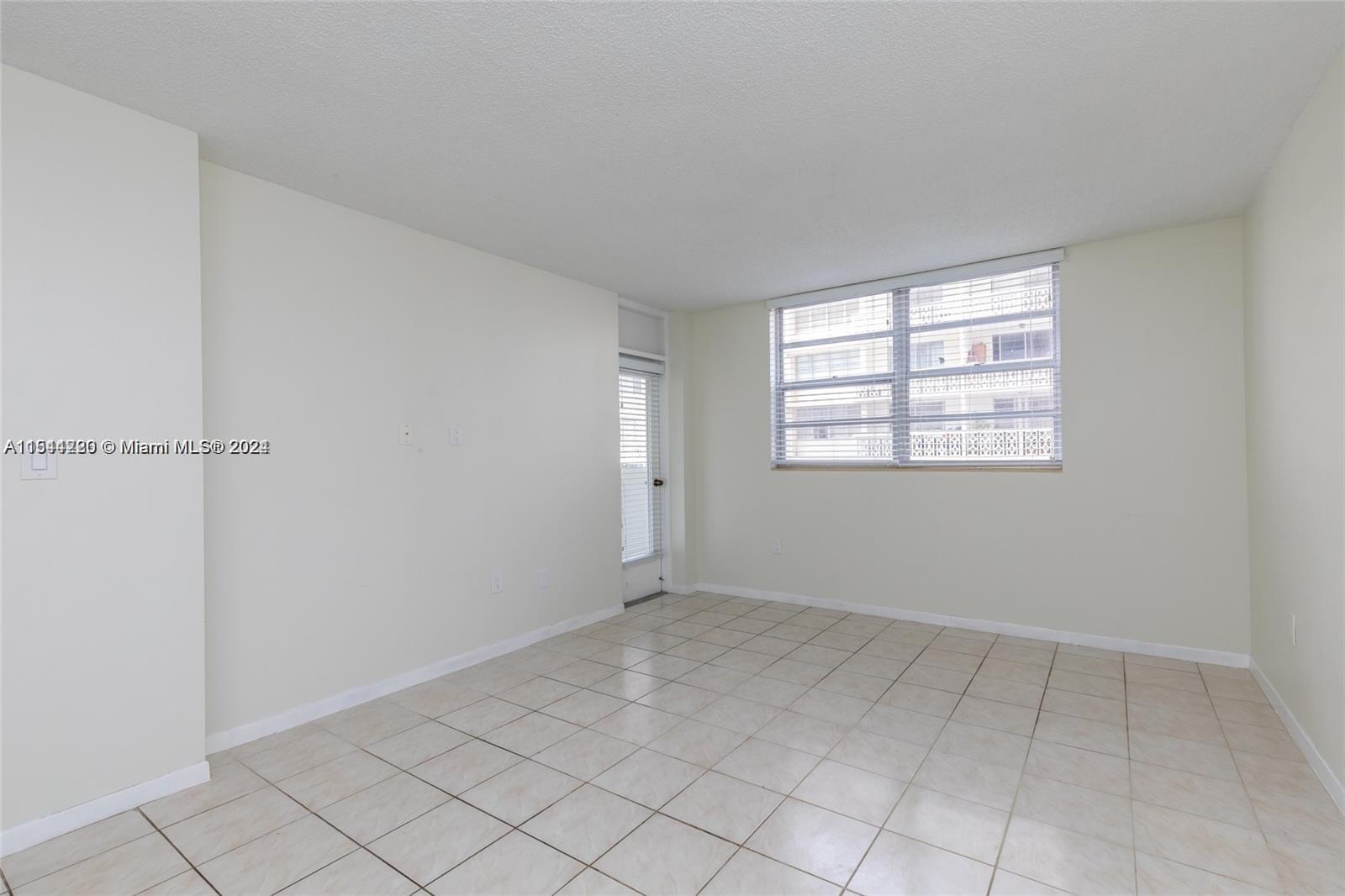 1833 S Ocean Dr 707, Hallandale Beach, Florida 33009, 2 Bedrooms Bedrooms, ,2 BathroomsBathrooms,Residential,For Sale,1833 S Ocean Dr 707,A11544220