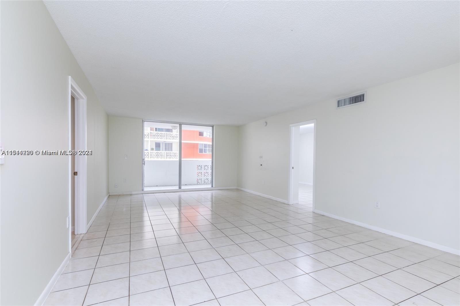 1833 S Ocean Dr 707, Hallandale Beach, Florida 33009, 2 Bedrooms Bedrooms, ,2 BathroomsBathrooms,Residential,For Sale,1833 S Ocean Dr 707,A11544220