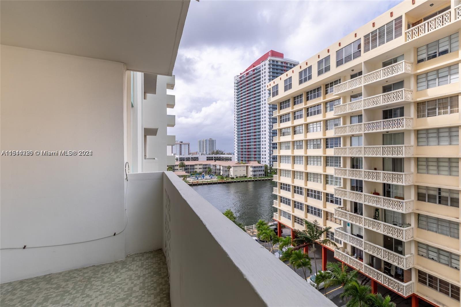 1833 S Ocean Dr 707, Hallandale Beach, Florida 33009, 2 Bedrooms Bedrooms, ,2 BathroomsBathrooms,Residential,For Sale,1833 S Ocean Dr 707,A11544220