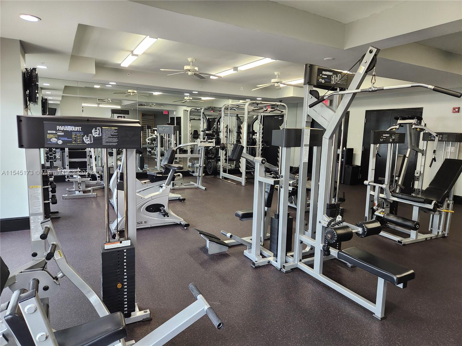 3001 NE 185th St 616, Aventura, Florida 33180, 2 Bedrooms Bedrooms, ,2 BathroomsBathrooms,Residential,For Sale,3001 NE 185th St 616,A11545173