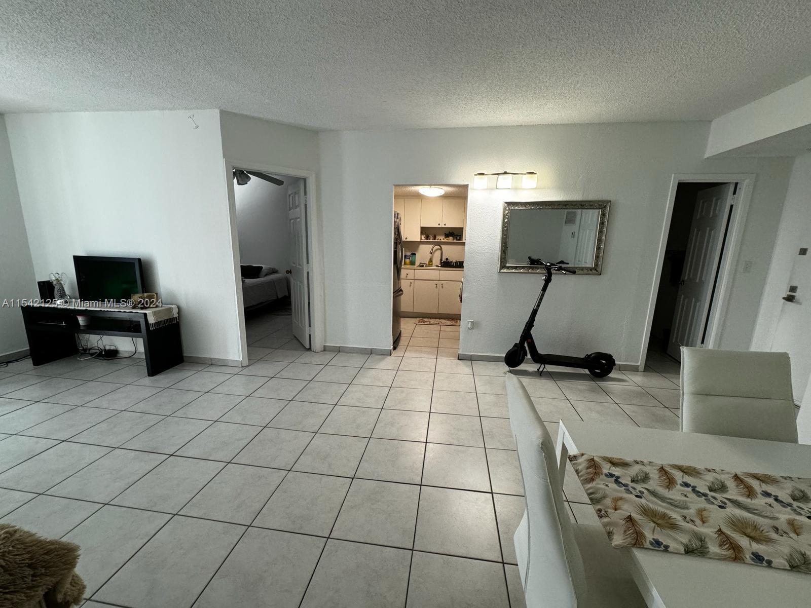 2829 Indian Creek Dr 909, Miami Beach, Florida 33140, 2 Bedrooms Bedrooms, ,1 BathroomBathrooms,Residential,For Sale,2829 Indian Creek Dr 909,A11542125
