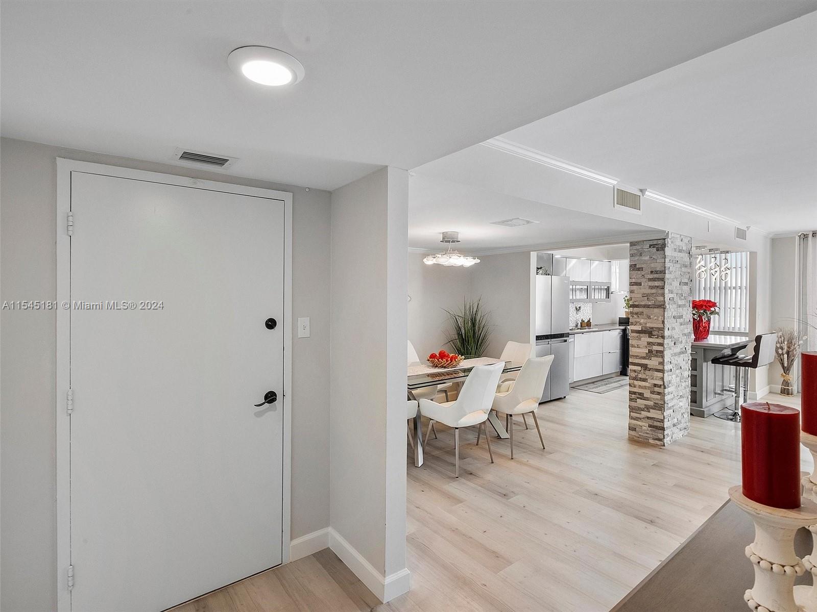 18081 Biscayne Blvd, Aventura, FL, 33160 United States, 2 Bedrooms Bedrooms, ,2 BathroomsBathrooms,Residential,For Sale,Biscayne Blvd,A11545181