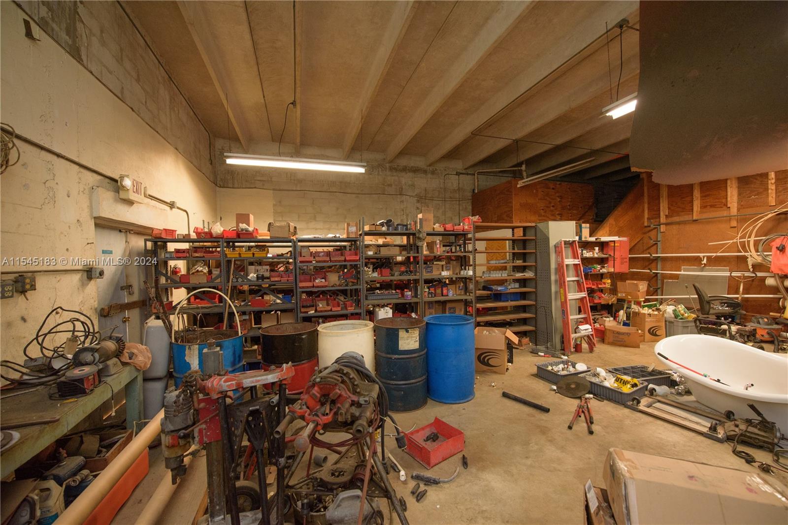 504 W Mowry Dr, Homestead, Florida 33030, ,Commercialsale,For Sale,504 W Mowry Dr,A11545183