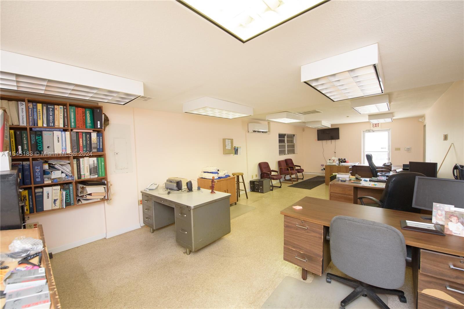 504 W Mowry Dr, Homestead, Florida 33030, ,Commercialsale,For Sale,504 W Mowry Dr,A11545183