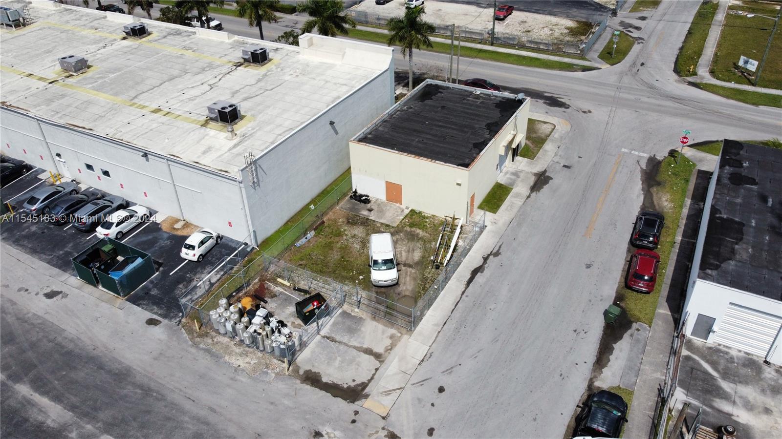 504 W Mowry Dr, Homestead, Florida 33030, ,Commercialsale,For Sale,504 W Mowry Dr,A11545183