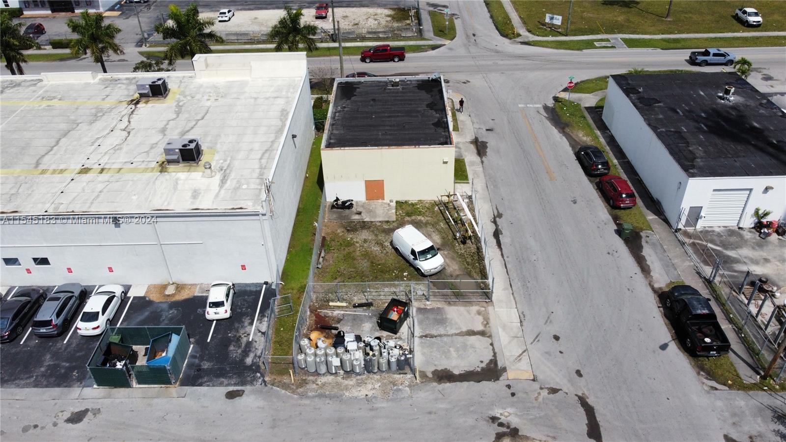 504 W Mowry Dr, Homestead, Florida 33030, ,Commercialsale,For Sale,504 W Mowry Dr,A11545183