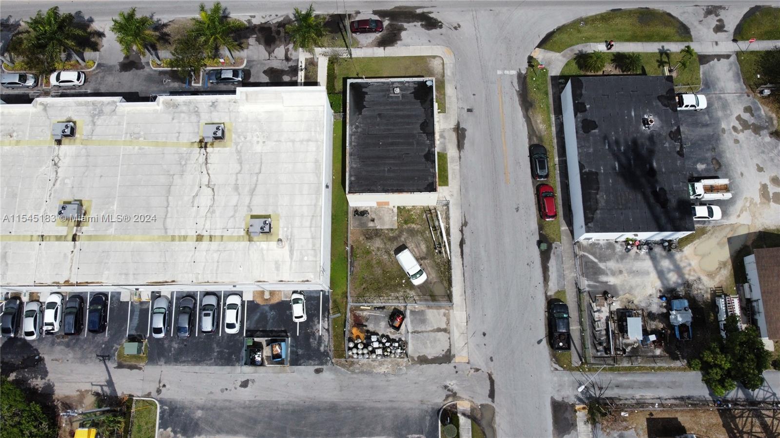 504 W Mowry Dr, Homestead, Florida 33030, ,Commercialsale,For Sale,504 W Mowry Dr,A11545183