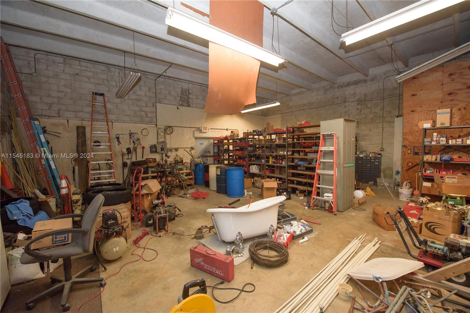 504 W Mowry Dr, Homestead, Florida 33030, ,Commercialsale,For Sale,504 W Mowry Dr,A11545183