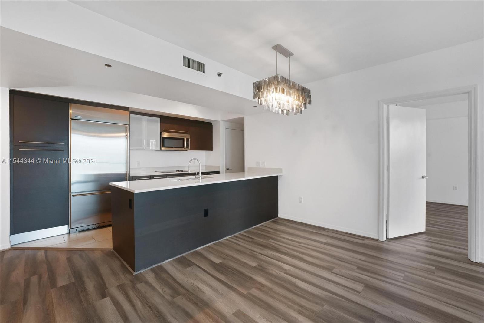 55 SE 6th St 2105, Miami, Florida 33131, 2 Bedrooms Bedrooms, ,2 BathroomsBathrooms,Residential,For Sale,55 SE 6th St 2105,A11544344