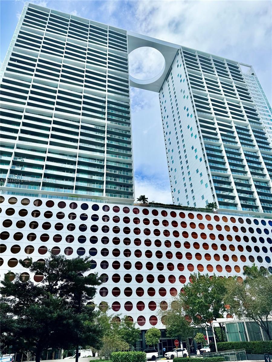 55 SE 6th St 2105, Miami, Florida 33131, 2 Bedrooms Bedrooms, ,2 BathroomsBathrooms,Residential,For Sale,55 SE 6th St 2105,A11544344