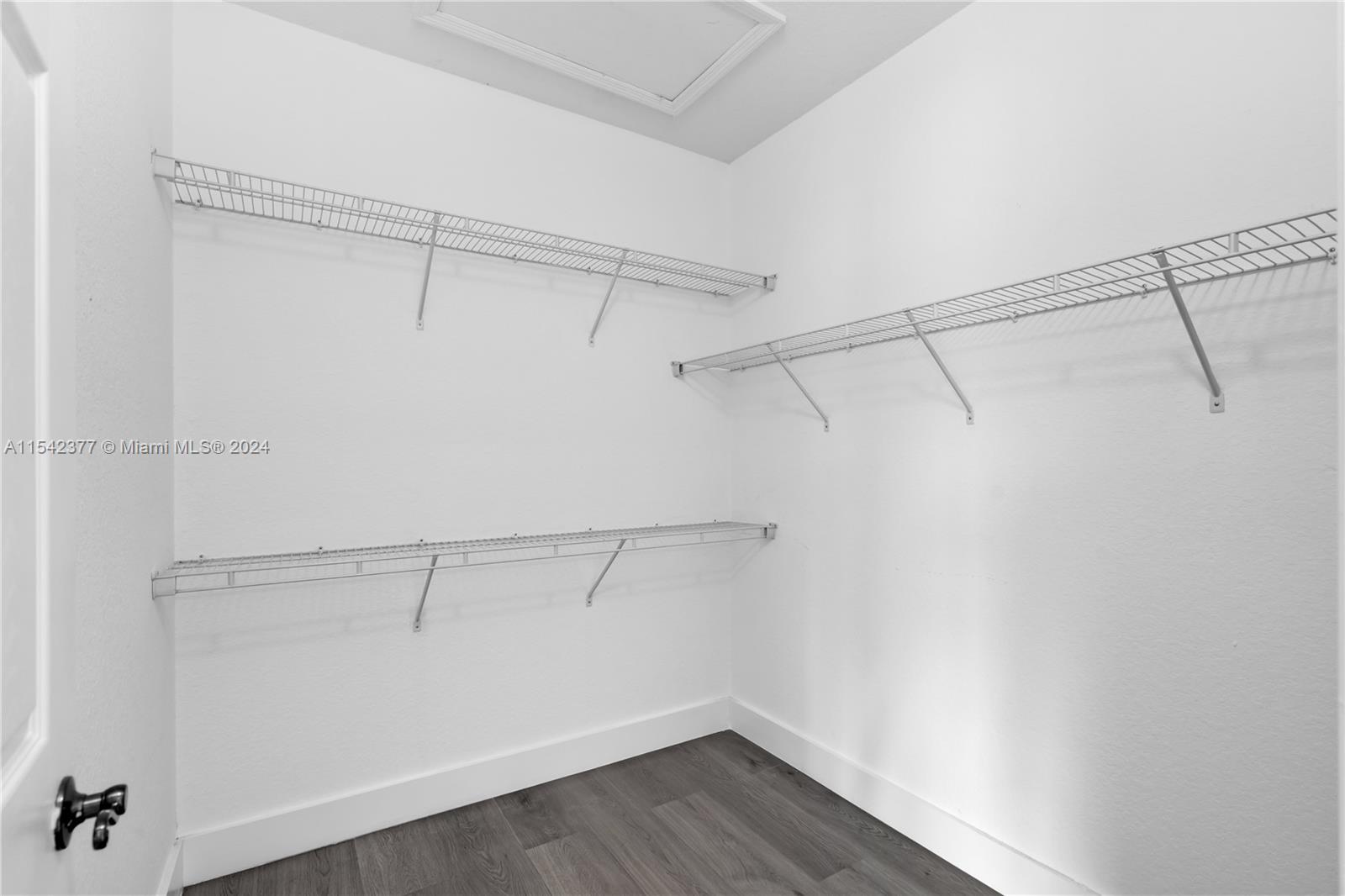 2451 SE 19th St, Homestead, Florida 33035, 3 Bedrooms Bedrooms, ,2 BathroomsBathrooms,Residential,For Sale,2451 SE 19th St,A11542377