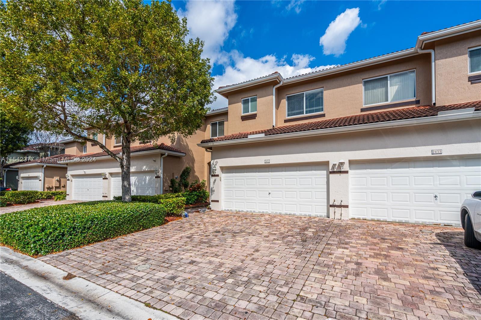 2451 SE 19th St, Homestead, Florida 33035, 3 Bedrooms Bedrooms, ,2 BathroomsBathrooms,Residential,For Sale,2451 SE 19th St,A11542377