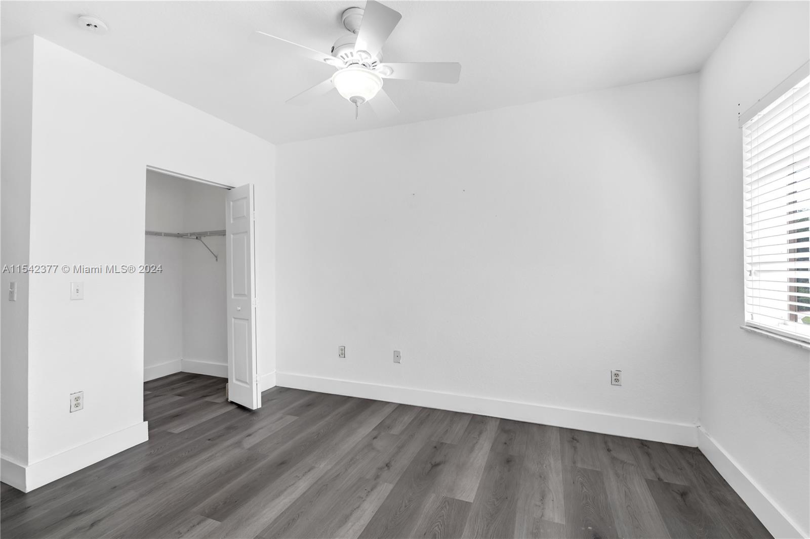 2451 SE 19th St, Homestead, Florida 33035, 3 Bedrooms Bedrooms, ,2 BathroomsBathrooms,Residential,For Sale,2451 SE 19th St,A11542377