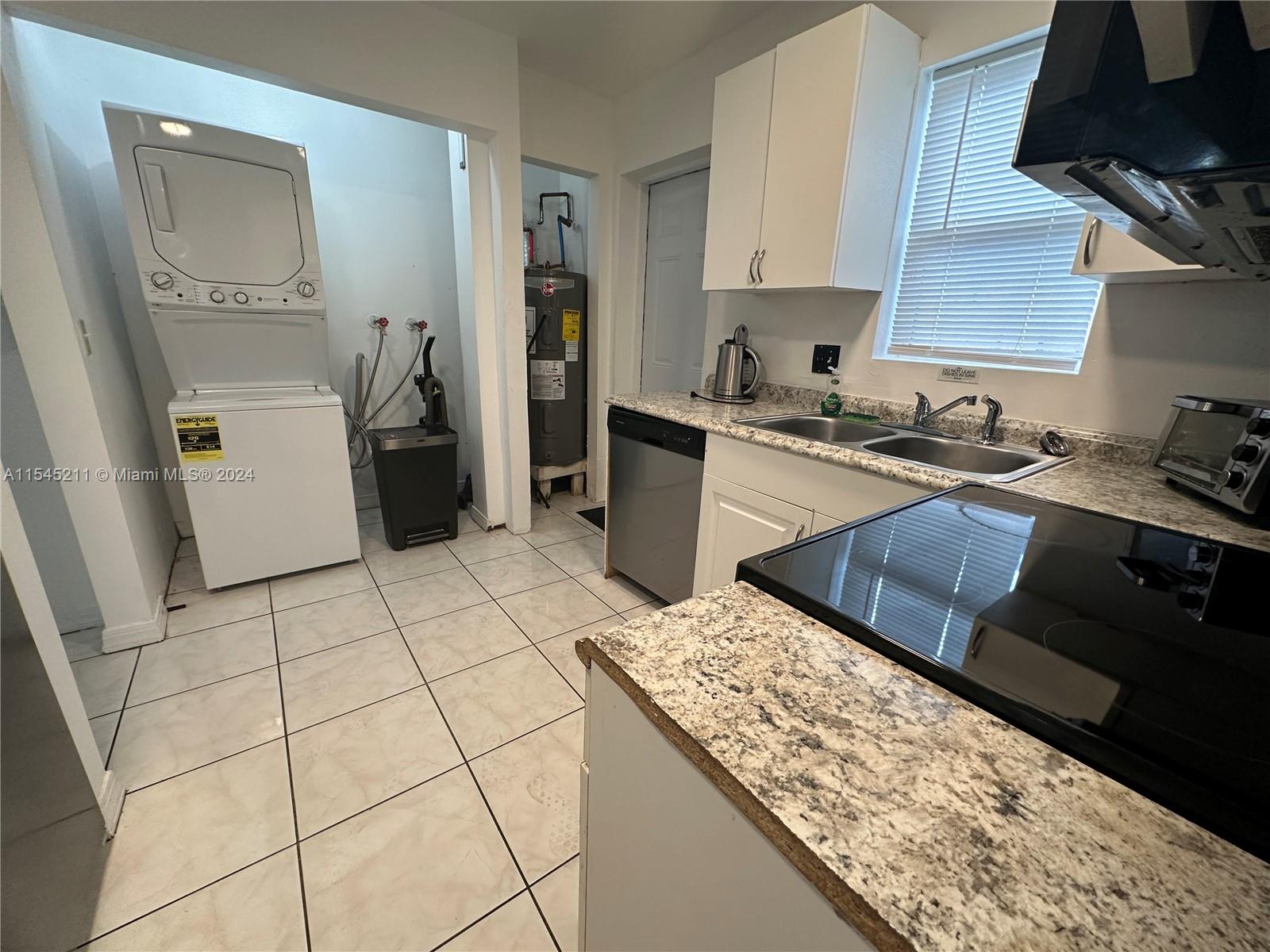 6729 NW 4th Ct, Miami, Florida 33150, 3 Bedrooms Bedrooms, ,2 BathroomsBathrooms,Residentiallease,For Rent,6729 NW 4th Ct,A11545211