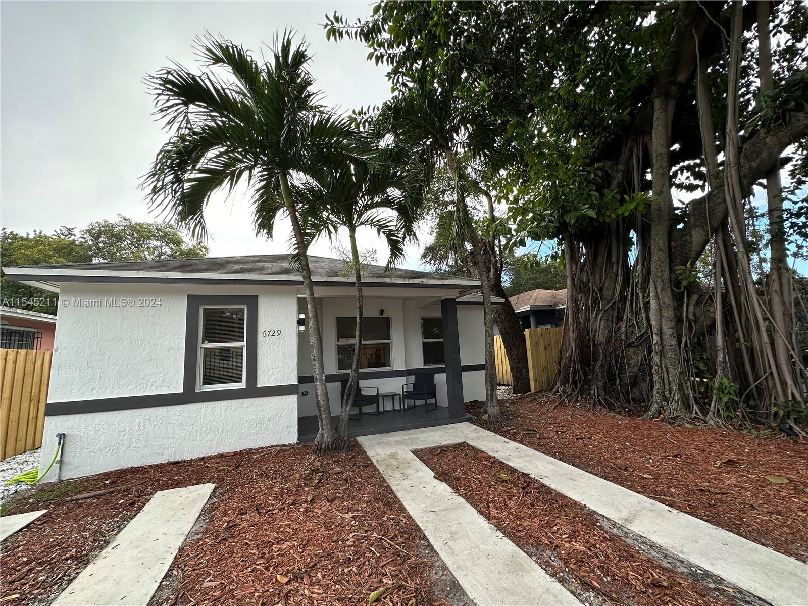 6729 NW 4th Ct, Miami, Florida 33150, 3 Bedrooms Bedrooms, ,2 BathroomsBathrooms,Residentiallease,For Rent,6729 NW 4th Ct,A11545211