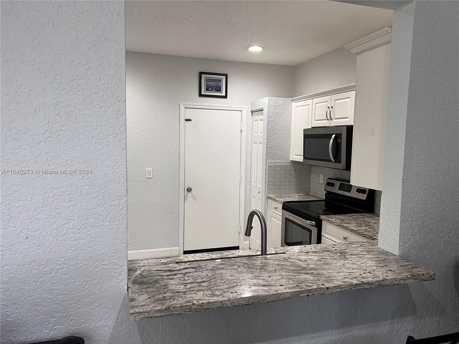 5549 NW 90th Ave, Sunrise, Florida 33351, 3 Bedrooms Bedrooms, ,2 BathroomsBathrooms,Residential,For Sale,5549 NW 90th Ave,A11545213