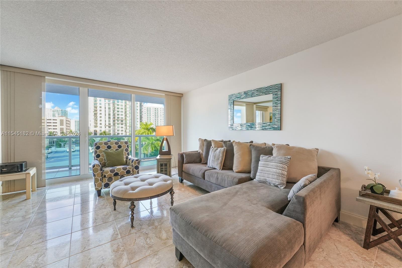 100 Bayview Dr, Sunny Isles Beach, FL, 33160 United States, 2 Bedrooms Bedrooms, ,2 BathroomsBathrooms,Residential,For Sale,Bayview Dr,A11545182