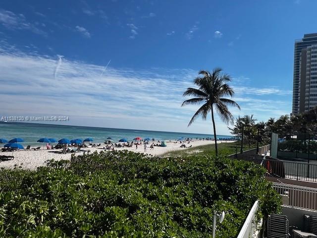 1904 S Ocean Dr 205, Hallandale Beach, Florida 33009, 1 Bedroom Bedrooms, ,1 BathroomBathrooms,Residentiallease,For Rent,1904 S Ocean Dr 205,A11538120