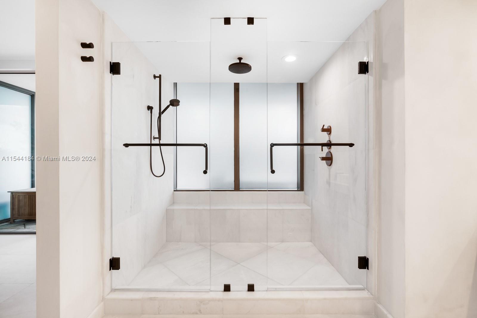 5875 Collins Ave 501, Miami Beach, Florida 33140, 2 Bedrooms Bedrooms, ,2 BathroomsBathrooms,Residential,For Sale,5875 Collins Ave 501,A11544184