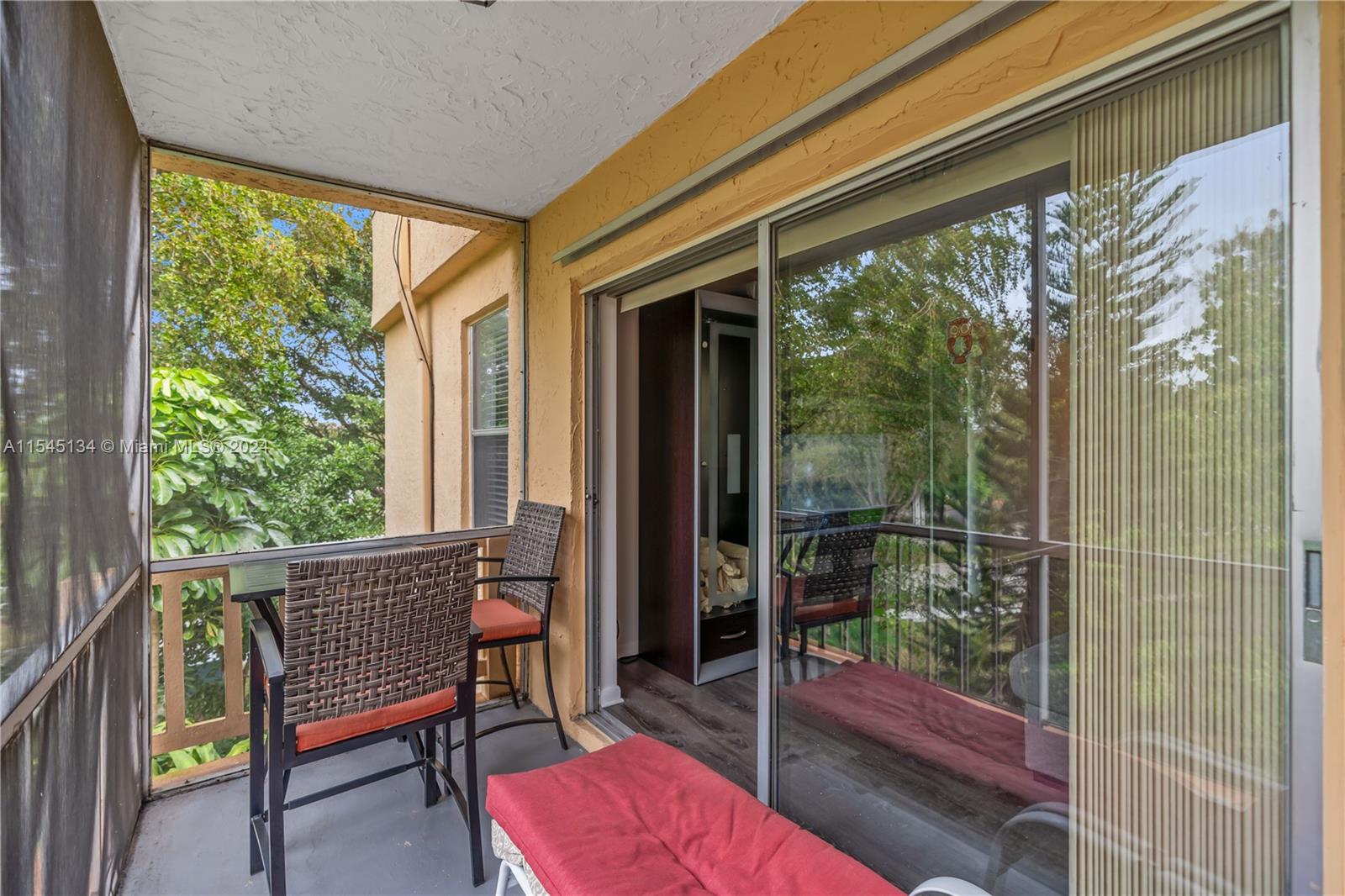 8400 Lagos De Campo Blvd 312, Tamarac, Florida 33321, 1 Bedroom Bedrooms, ,1 BathroomBathrooms,Residential,For Sale,8400 Lagos De Campo Blvd 312,A11545134