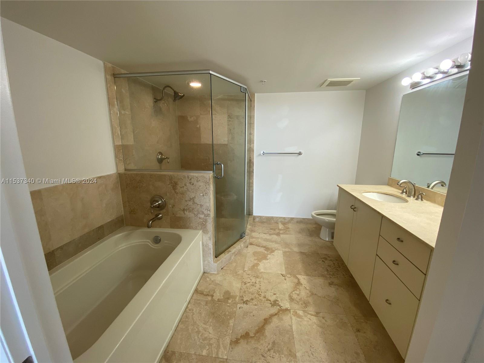 3232 22nd ST 803, Miami, Florida 33145, 2 Bedrooms Bedrooms, ,2 BathroomsBathrooms,Residentiallease,For Rent,3232 22nd ST 803,A11537340