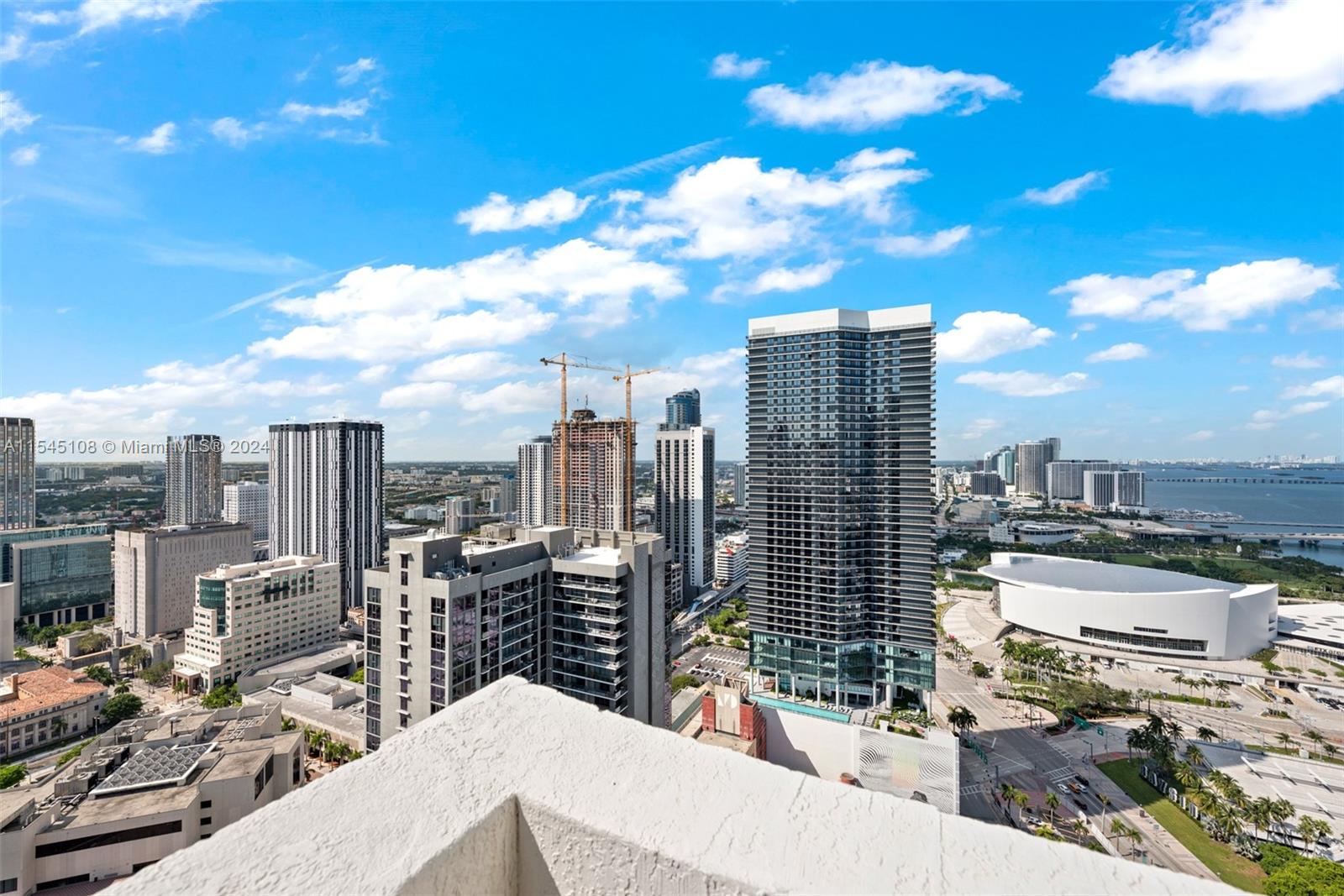 244 Biscayne Blvd 4008, Miami, Florida 33132, 3 Bedrooms Bedrooms, ,3 BathroomsBathrooms,Residential,For Sale,244 Biscayne Blvd 4008,A11545108