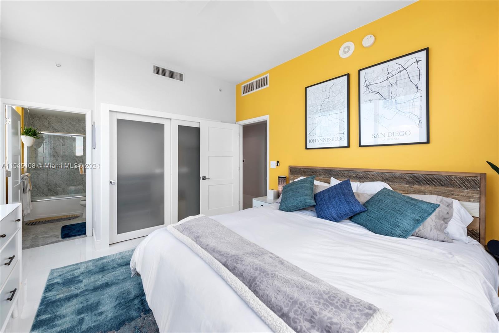 244 Biscayne Blvd 4008, Miami, Florida 33132, 3 Bedrooms Bedrooms, ,3 BathroomsBathrooms,Residential,For Sale,244 Biscayne Blvd 4008,A11545108