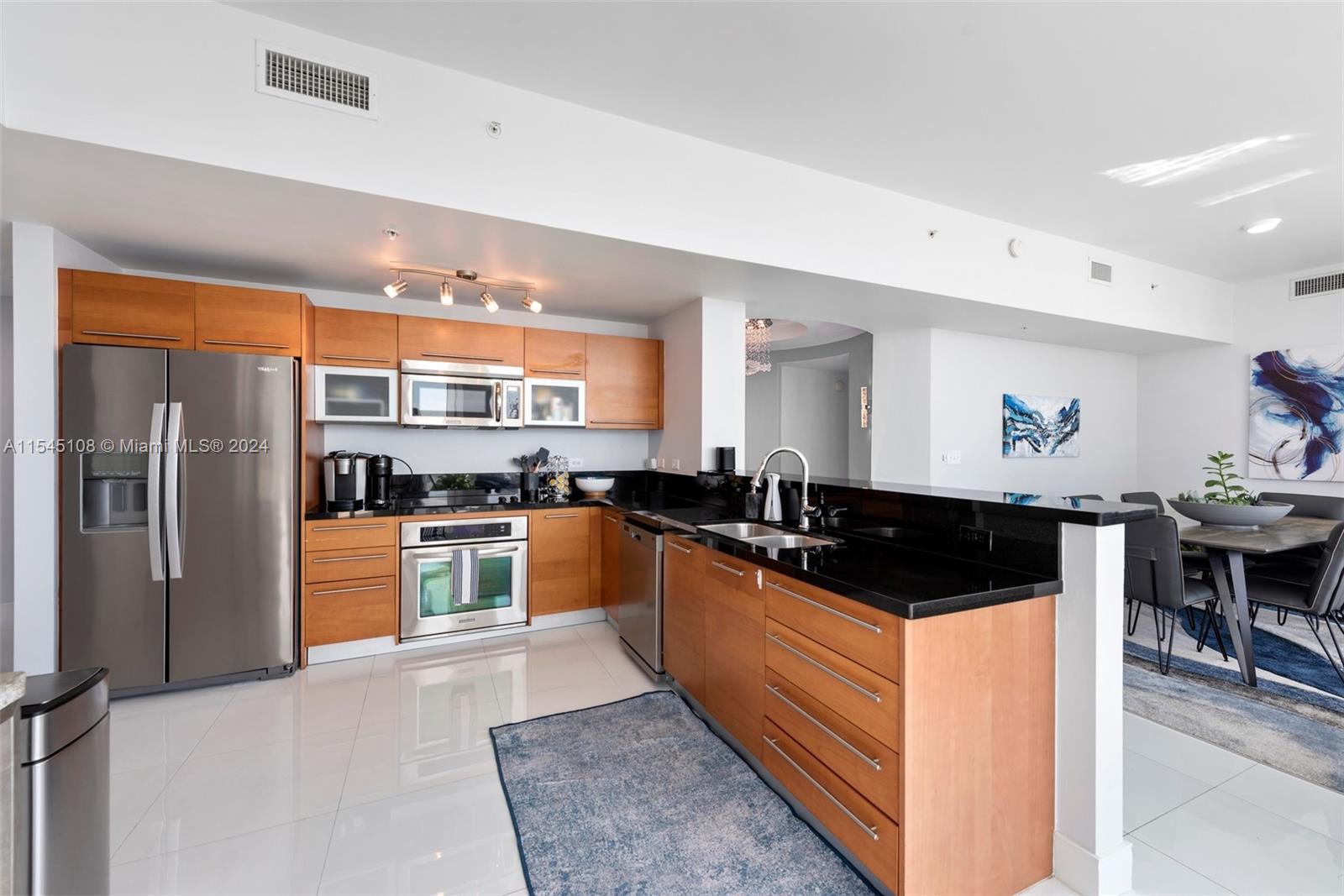 244 Biscayne Blvd 4008, Miami, Florida 33132, 3 Bedrooms Bedrooms, ,3 BathroomsBathrooms,Residential,For Sale,244 Biscayne Blvd 4008,A11545108