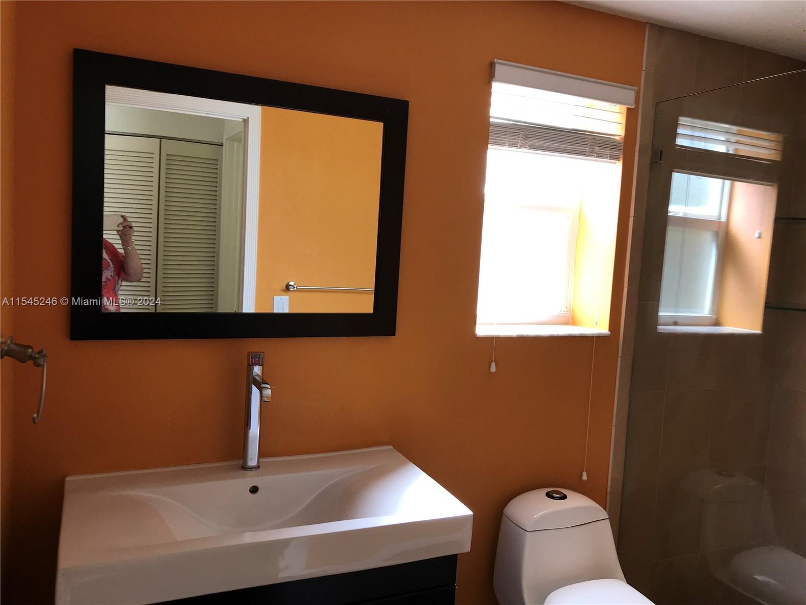10770 NW 66th St 301, Doral, Florida 33178, 3 Bedrooms Bedrooms, ,2 BathroomsBathrooms,Residential,For Sale,10770 NW 66th St 301,A11545246