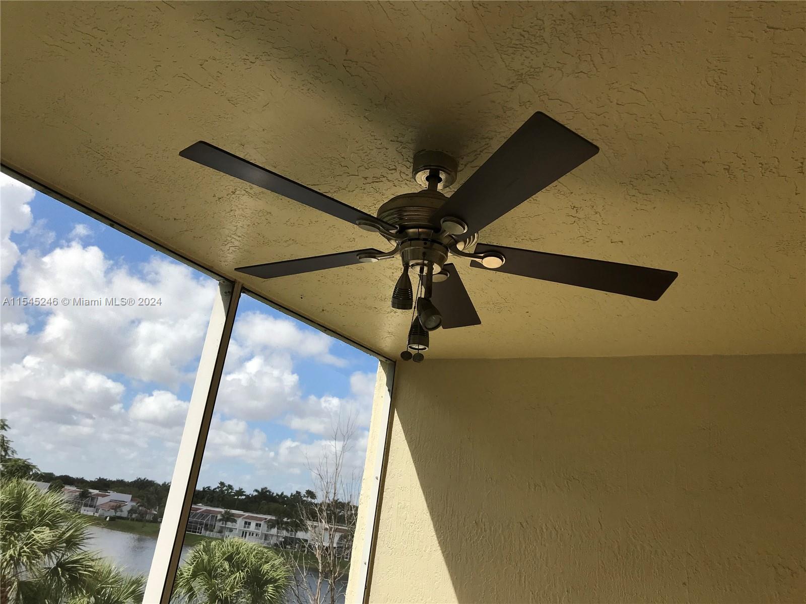 10770 NW 66th St 301, Doral, Florida 33178, 3 Bedrooms Bedrooms, ,2 BathroomsBathrooms,Residential,For Sale,10770 NW 66th St 301,A11545246
