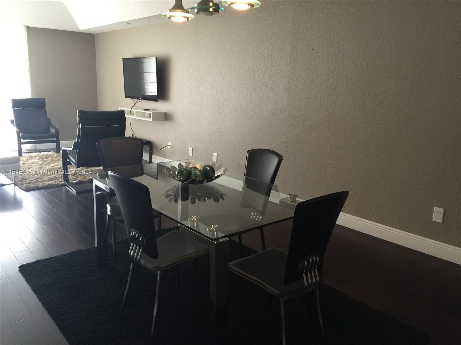 10770 NW 66th St 301, Doral, Florida 33178, 3 Bedrooms Bedrooms, ,2 BathroomsBathrooms,Residential,For Sale,10770 NW 66th St 301,A11545246