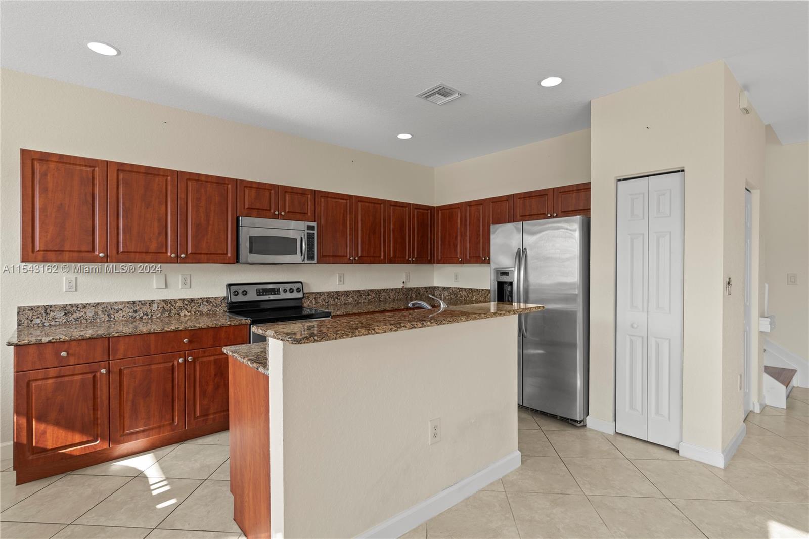 2nd Bathroom - Ground Level