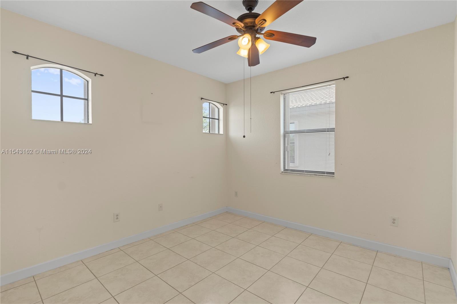 23461 SW 114th Pl, Homestead, Florida 33032, 4 Bedrooms Bedrooms, ,3 BathroomsBathrooms,Residential,For Sale,23461 SW 114th Pl,A11543162