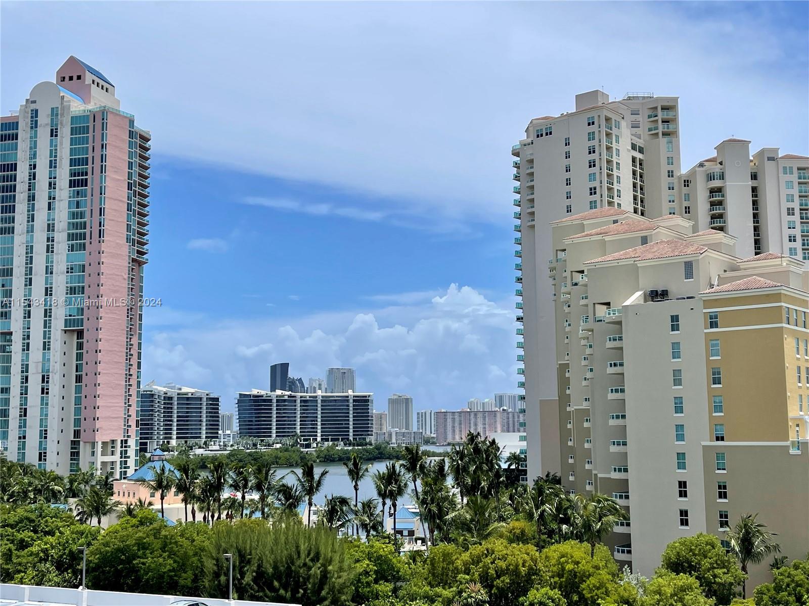 3300 NE 191st St 817, Aventura, Florida 33180, 2 Bedrooms Bedrooms, ,2 BathroomsBathrooms,Residential,For Sale,3300 NE 191st St 817,A11543418