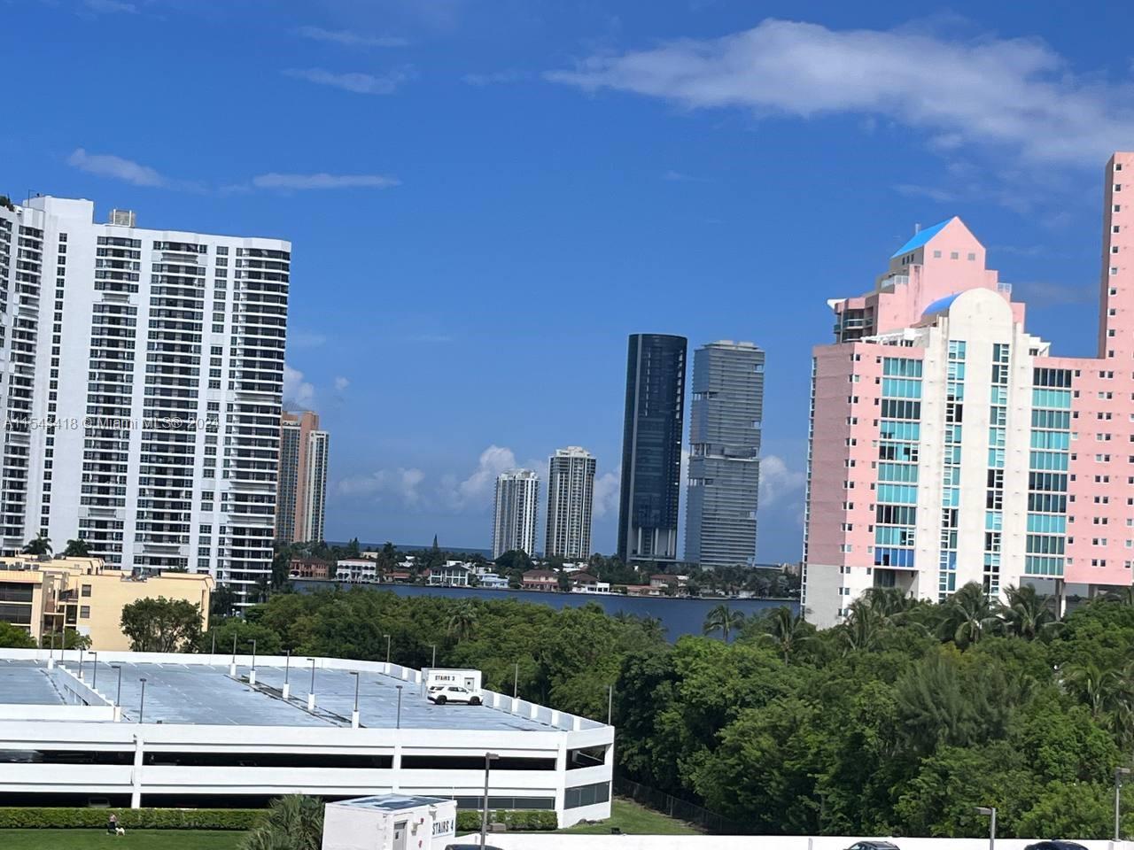 3300 NE 191st St 817, Aventura, Florida 33180, 2 Bedrooms Bedrooms, ,2 BathroomsBathrooms,Residential,For Sale,3300 NE 191st St 817,A11543418