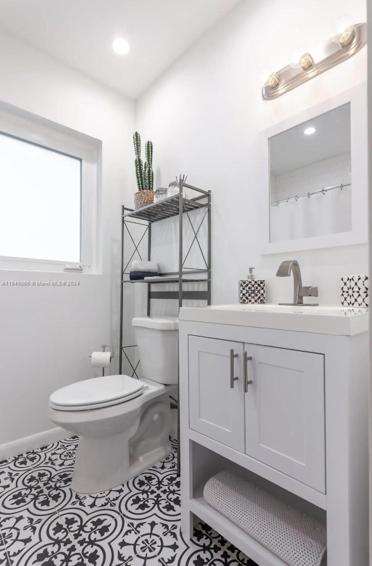 4765 N Miami Ave, Miami, Florida 33127, 2 Bedrooms Bedrooms, ,2 BathroomsBathrooms,Residential,For Sale,4765 N Miami Ave,A11545066