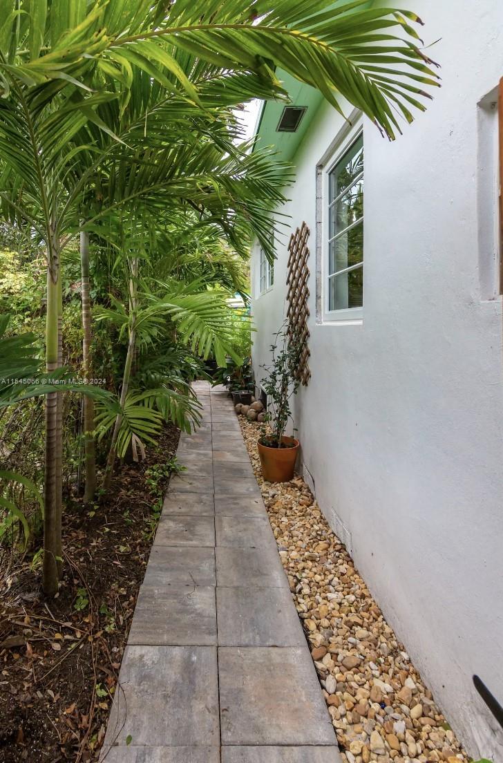 4765 N Miami Ave, Miami, Florida 33127, 2 Bedrooms Bedrooms, ,2 BathroomsBathrooms,Residential,For Sale,4765 N Miami Ave,A11545066