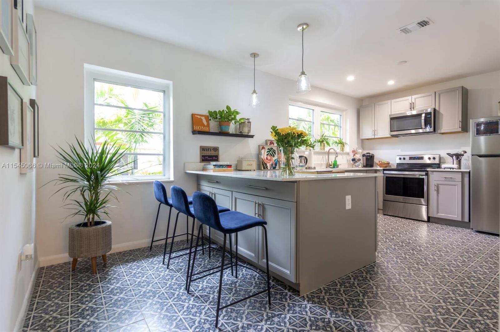 4765 N Miami Ave, Miami, Florida 33127, 2 Bedrooms Bedrooms, ,2 BathroomsBathrooms,Residential,For Sale,4765 N Miami Ave,A11545066