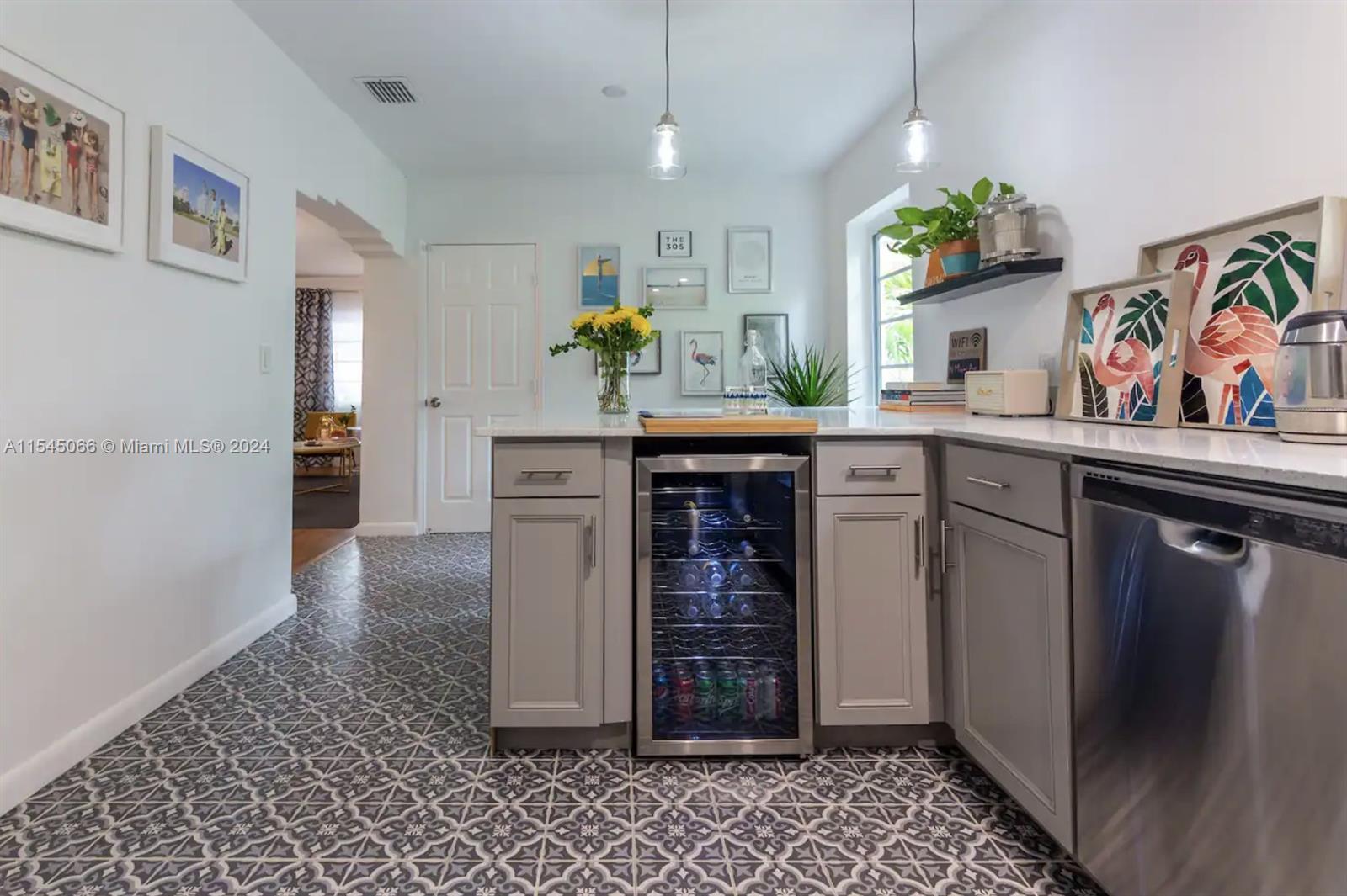 4765 N Miami Ave, Miami, Florida 33127, 2 Bedrooms Bedrooms, ,2 BathroomsBathrooms,Residential,For Sale,4765 N Miami Ave,A11545066