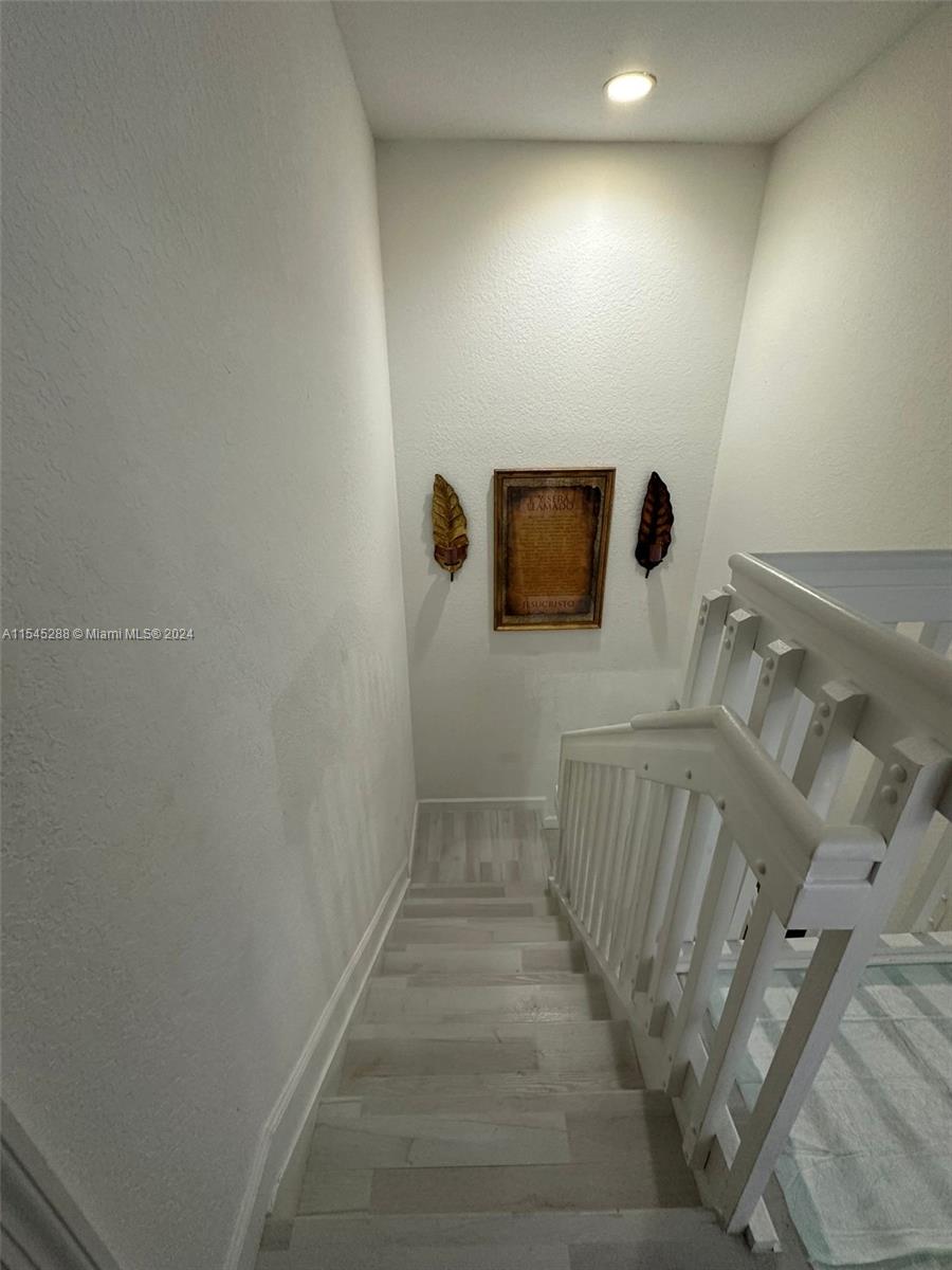 1081 SE 23rd Ave, Homestead, Florida 33035, 3 Bedrooms Bedrooms, ,2 BathroomsBathrooms,Residential,For Sale,1081 SE 23rd Ave,A11545288