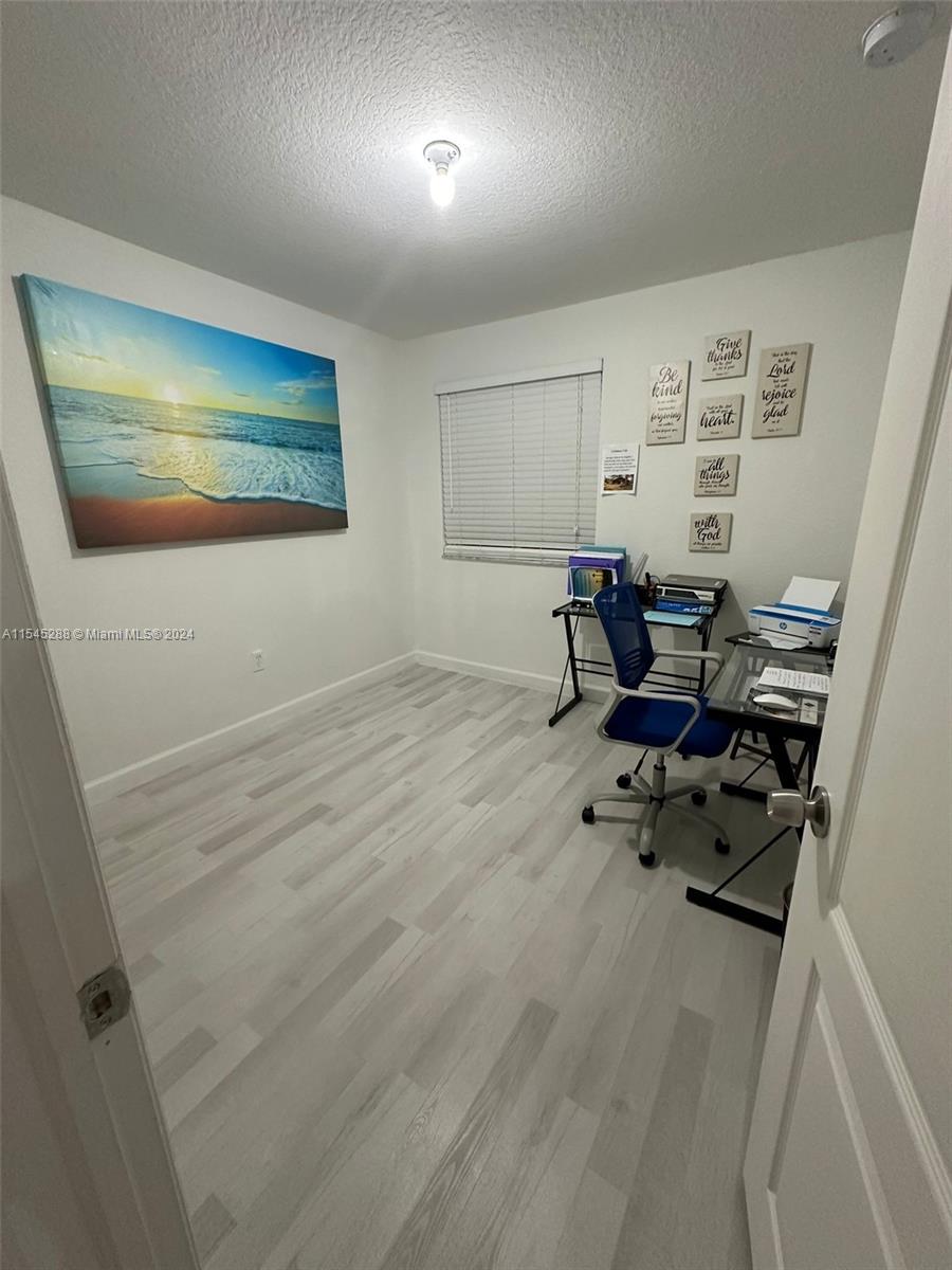 1081 SE 23rd Ave, Homestead, Florida 33035, 3 Bedrooms Bedrooms, ,2 BathroomsBathrooms,Residential,For Sale,1081 SE 23rd Ave,A11545288