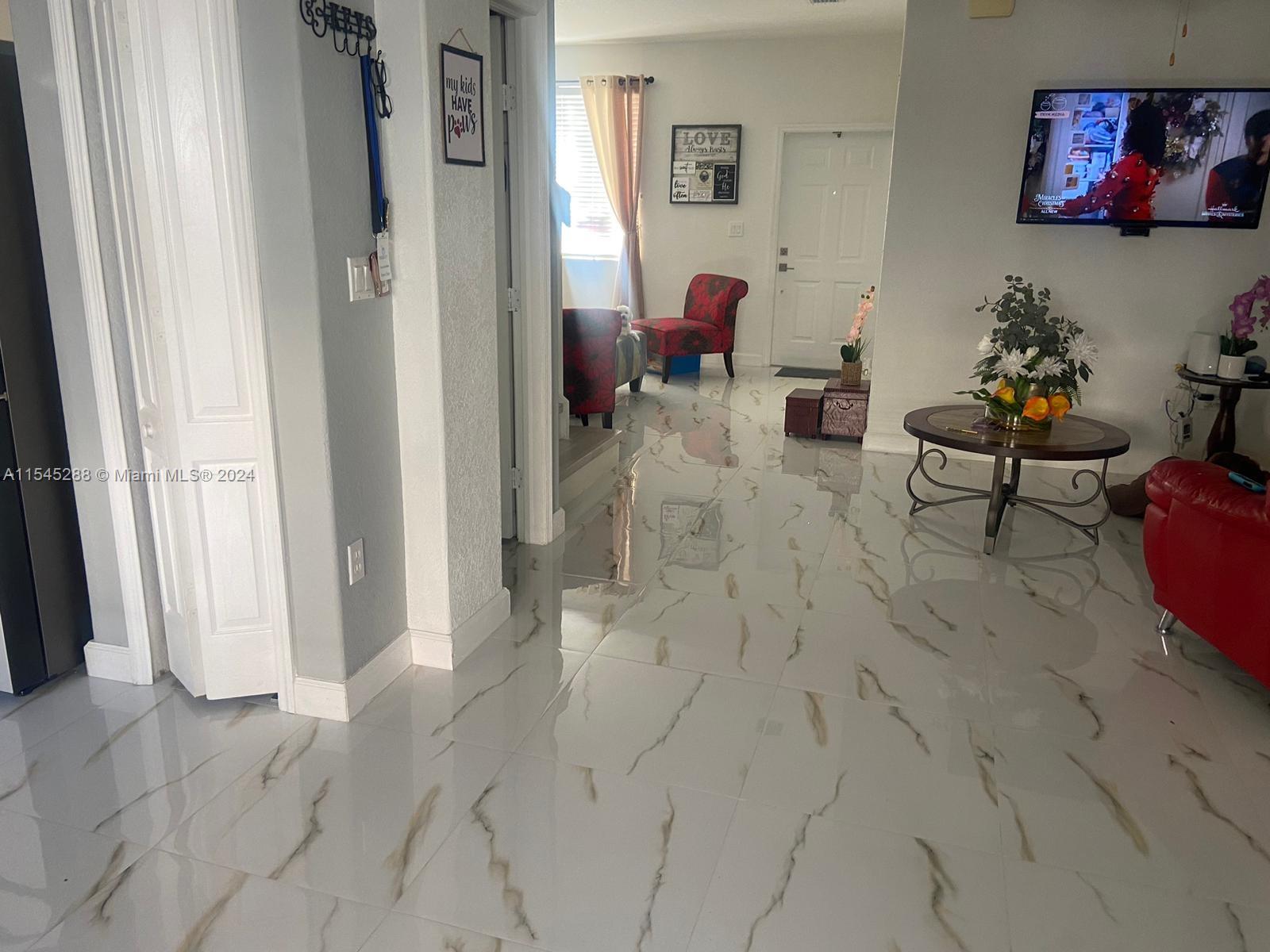 1081 SE 23rd Ave, Homestead, Florida 33035, 3 Bedrooms Bedrooms, ,2 BathroomsBathrooms,Residential,For Sale,1081 SE 23rd Ave,A11545288