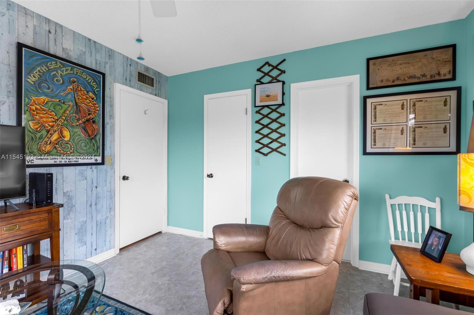 5900 22nd Way, Fort Lauderdale, FL, 33308 United States, 2 Bedrooms Bedrooms, ,1 BathroomBathrooms,Residential,For Sale,22nd Way,A11545193