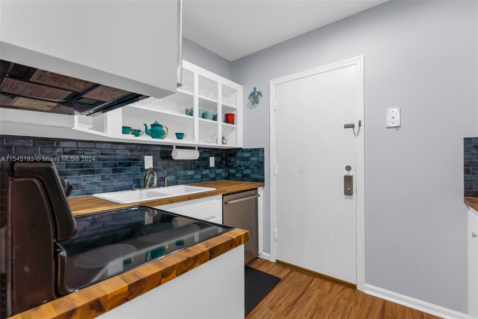 5900 22nd Way, Fort Lauderdale, FL, 33308 United States, 2 Bedrooms Bedrooms, ,1 BathroomBathrooms,Residential,For Sale,22nd Way,A11545193