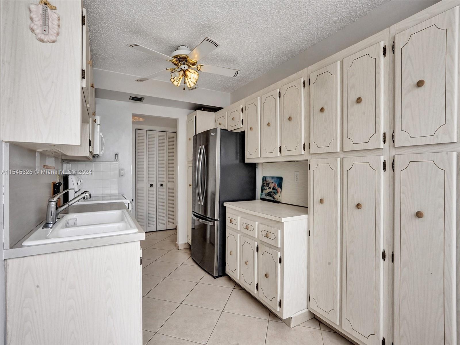 1833 S Ocean Dr 1511, Hallandale Beach, Florida 33009, 2 Bedrooms Bedrooms, ,2 BathroomsBathrooms,Residentiallease,For Rent,1833 S Ocean Dr 1511,A11545326