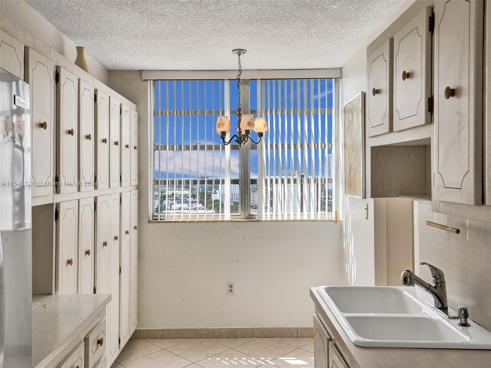 1833 S Ocean Dr 1511, Hallandale Beach, Florida 33009, 2 Bedrooms Bedrooms, ,2 BathroomsBathrooms,Residentiallease,For Rent,1833 S Ocean Dr 1511,A11545326